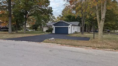 1180 Bayswater Ln, Cicero, IN 46034