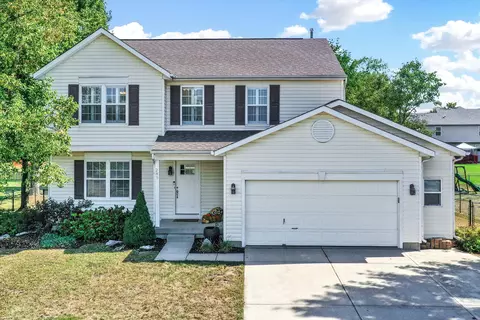 285 Fairfax Ln, Greenwood, IN 46142