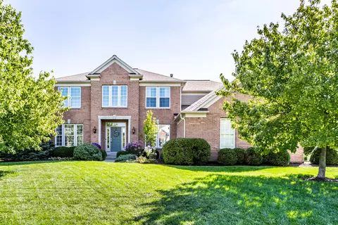 5062 Pebblepointe Pass, Zionsville, IN 46077