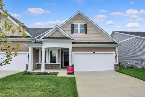 807 Tuxedo Dr, Westfield, IN 46074