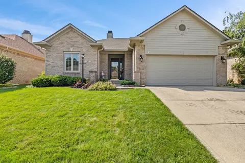 1615 Foxmere Way, Greenwood, IN 46142