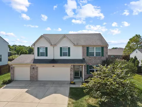 248 Pineview Dr, Mooresville, IN 46158