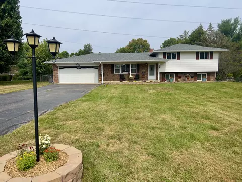 334 E Cragmont Dr, Indianapolis, IN 46227