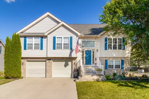 2083 Sumpter Trl, Columbus, IN 47203