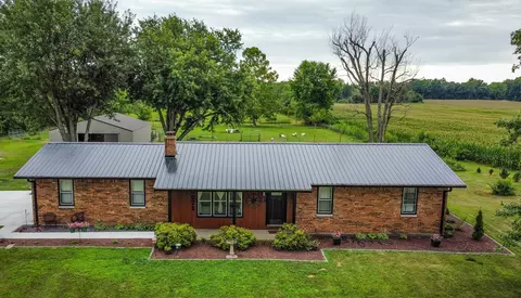 8071 E 600 S, Elizabethtown, IN 47232