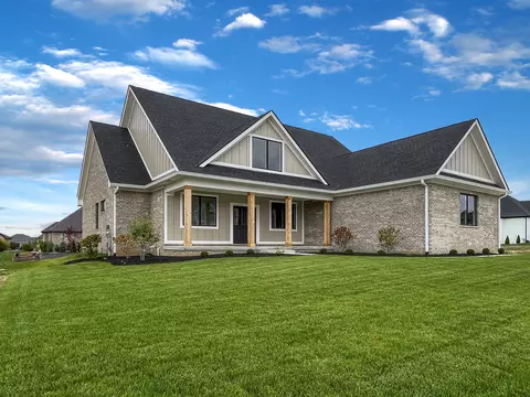 5668 Skylark Dr, Greenwood, IN 46143