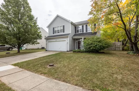 10445 Harlowe Dr, Fishers, IN 46038