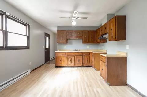 Kitchen - 182 Schaefer Ct N, Hope, IN 47246 photo 5 of 5
