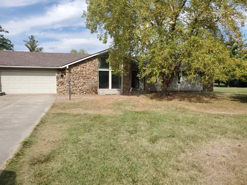8000 W Bethel Ave, Muncie, IN 47304
