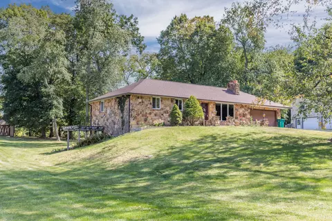 9846 N Ammerman Dr, Springport, IN 47386