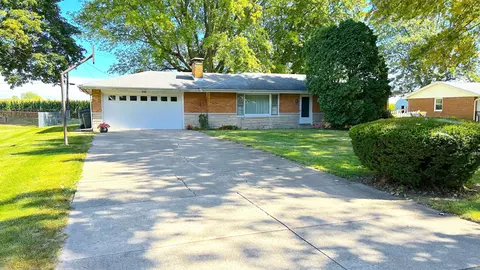 5702 Harmeson Dr, Anderson, IN 46013