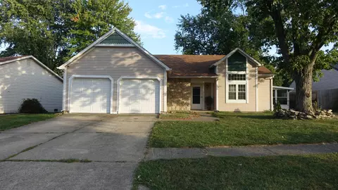 3301 Oak Tree Dr N, Indianapolis, IN 46227