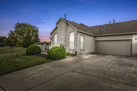11256 Winding Wood Ct, Indianapolis, IN 46235
