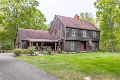 128 Pine Tree Ln, Noblesville, IN 46060