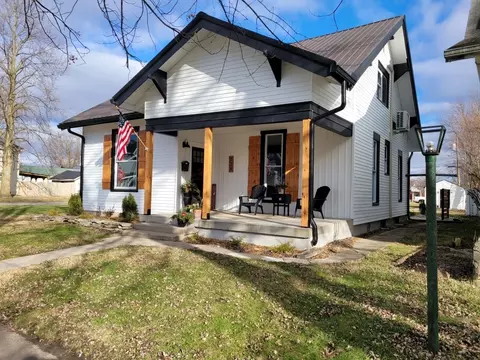 728 N Morgan St, Rushville, IN 46173