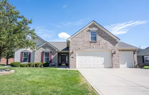 9611 N Mariners Crst, Mccordsville, IN 46055