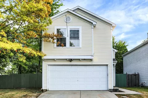 1083 Crescent Dr, Greenwood, IN 46143