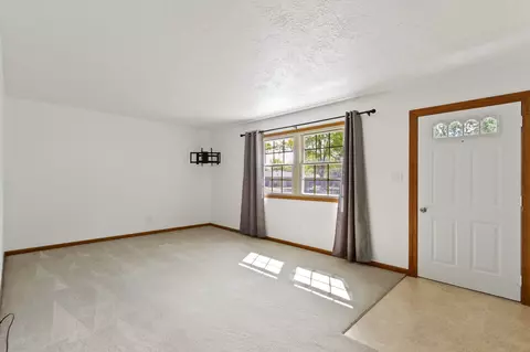 5621 S Rowena Ct, Pendleton, IN 46064 photo 14