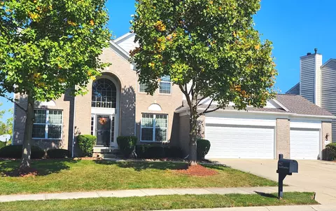 14427 Chariots Whisper Dr, Westfield, IN 46074