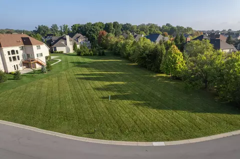 10531 Iron Horse Ln, Carmel, IN 46032