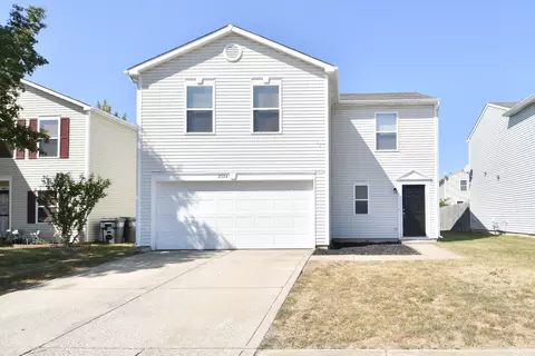 2504 Harvest Moon Dr, Greenwood, IN 46143