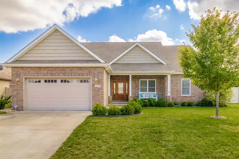 2713 Violet Way, Columbus, IN 47201
