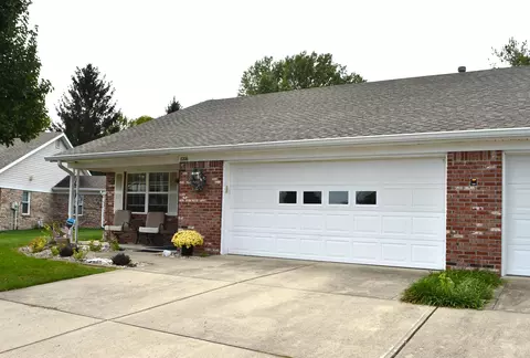 8206 Bentley Farms Dr, Indianapolis, IN 46259