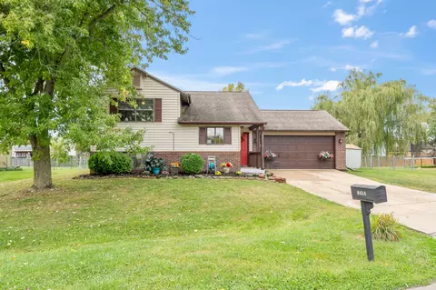 8414 N Saxon Ct, Columbus, IN 47201