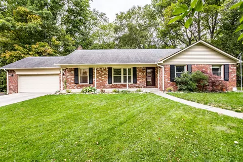 10434 White Oak Dr, Carmel, IN 46033