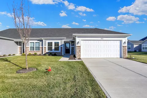 19461 Northwest Dr, Westfield, IN 46074