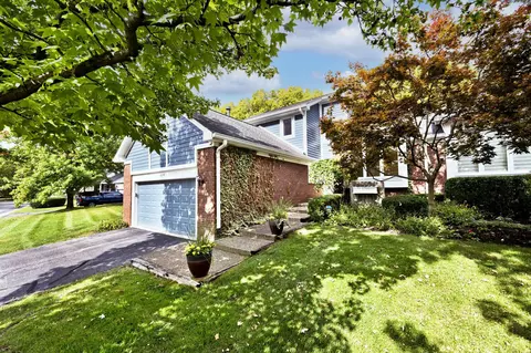 8014 N Clearwater Pkwy, Indianapolis, IN 46240