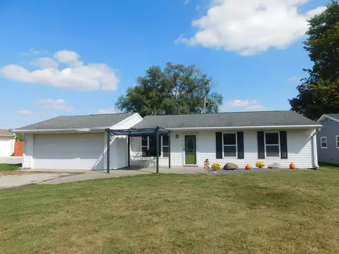 1202 Ladoga Rd, Crawfordsville, IN 47933