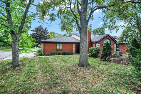 9351 Oak Run, Indianapolis, IN 46260