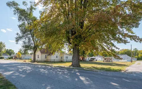 62 Superior St, Alexandria, IN 46001