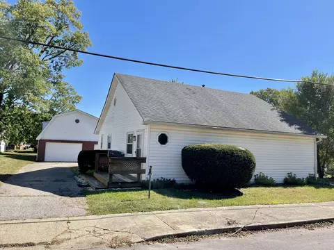 639 S Graham St, Martinsville, IN 46151