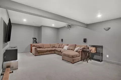 6092 Boulder Ct, Columbus, IN 47201 photo 31