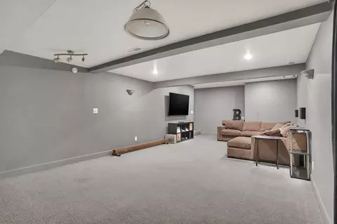 6092 Boulder Ct, Columbus, IN 47201 photo 32