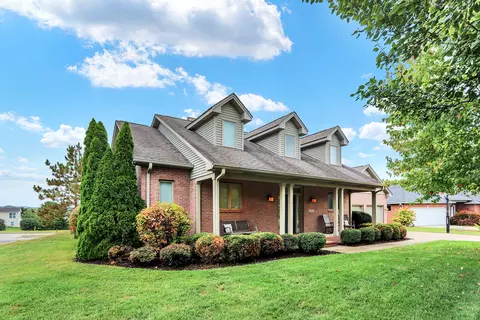 6092 Boulder Ct, Columbus, IN 47201 photo 2