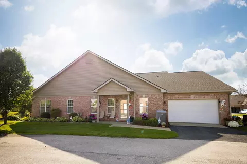 5655 Jones Dr, Plainfield, IN 46168