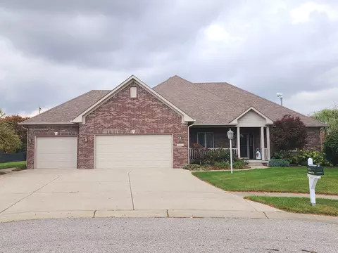 5374 Oakbrook Pl, Plainfield, IN 46168