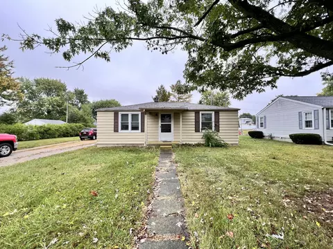 303 S Mulberry St, Farmland, IN 47340