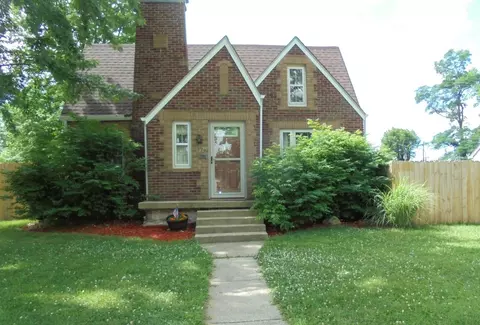 1325 16th St, Columbus, IN 47201