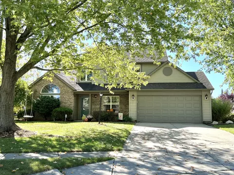 9860 Youngwood Ln, Fishers, IN 46038