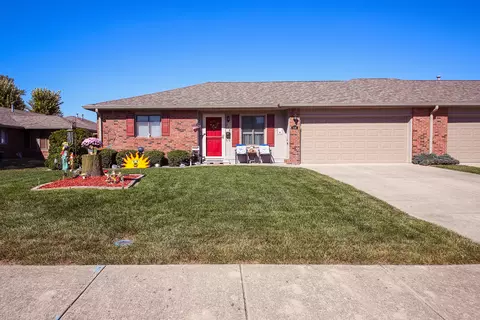 208 E 48th St, Anderson, IN 46013