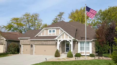 6226 Royal Alley Pl, Indianapolis, IN 46237
