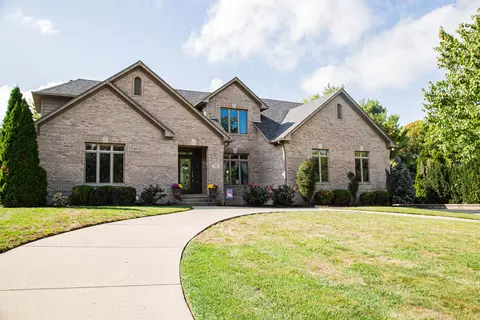 6340 Deerstand Rd, Greenwood, IN 46143