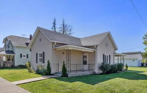 14 N Main St, Roachdale, IN 46172