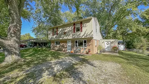 5139 Annette St, Indianapolis, IN 46208
