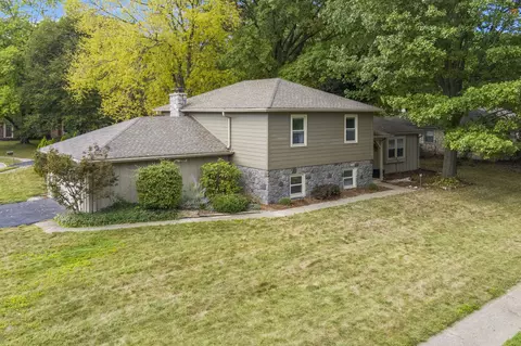 4114 Armon Ct, Carmel, IN 46033
