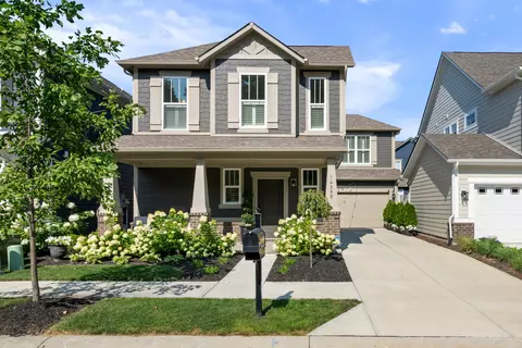 14290 Spurr Ln, Carmel, IN 46033